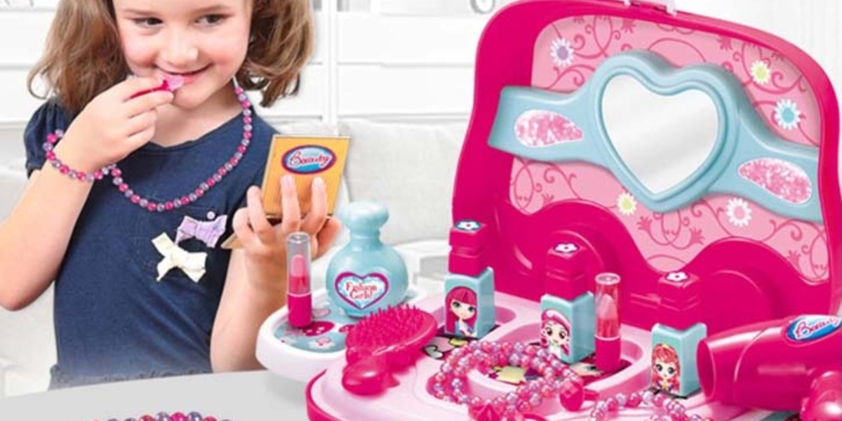 Are Kids Cosmetic Makeup Toys