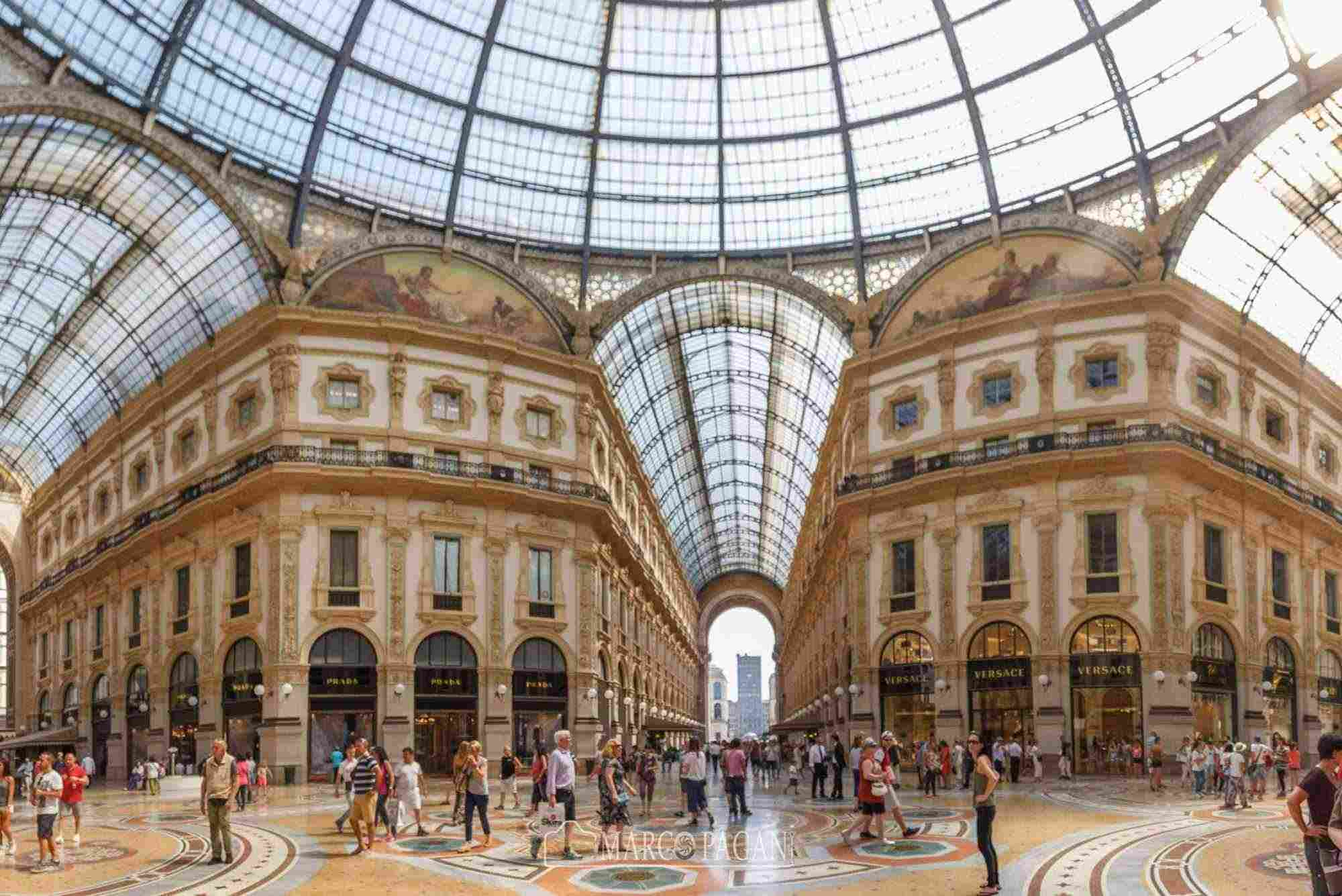 Italy Milan Center: Galleria Vittorio Emanuele Picks