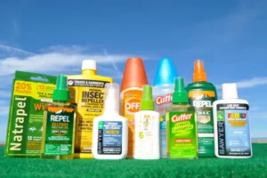 Best Flea & Tick Wipes and Travel Sprays for Camping in Deep Woods